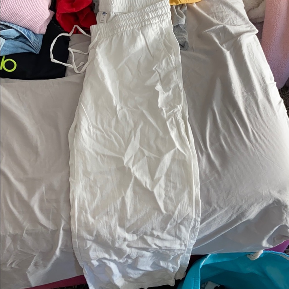 old navy white pants